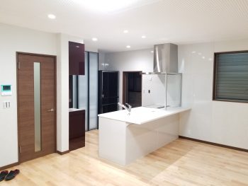 ダイニイグキッチンリビング