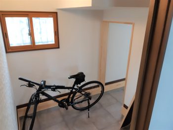 階段下収納(内部)