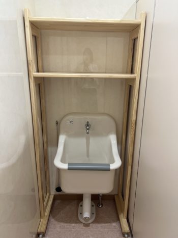 ④掃除道具入れ